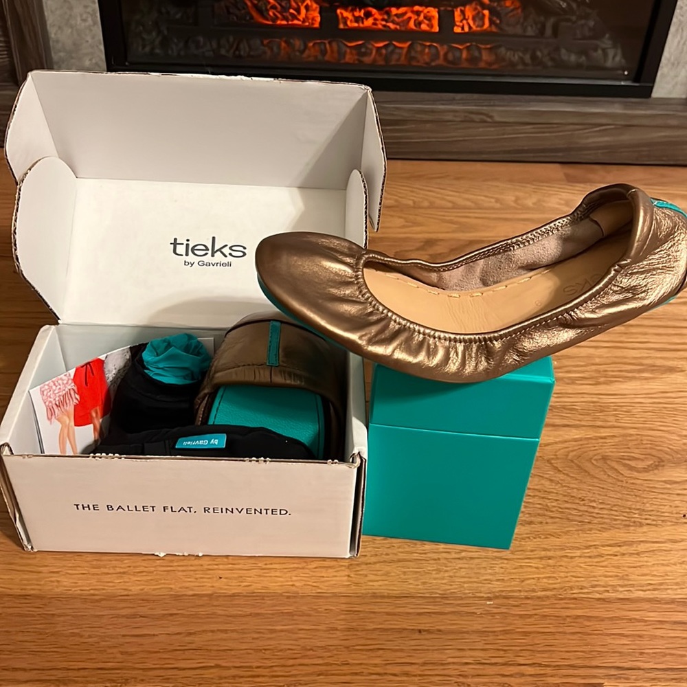 Bronze Tieks NEW in box